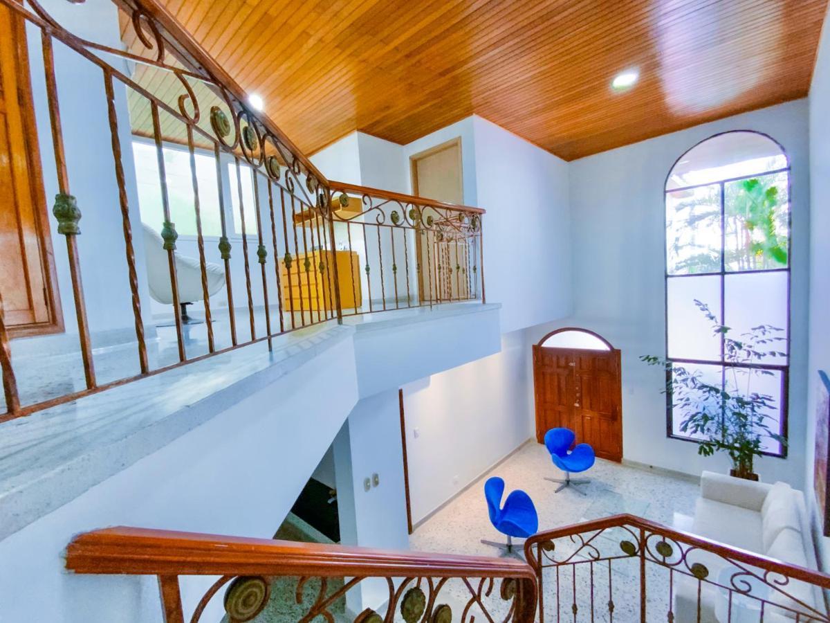 Hotel Dann Carlton Barranquilla Y Centro De Convenciones מראה חיצוני תמונה Interior of the house
