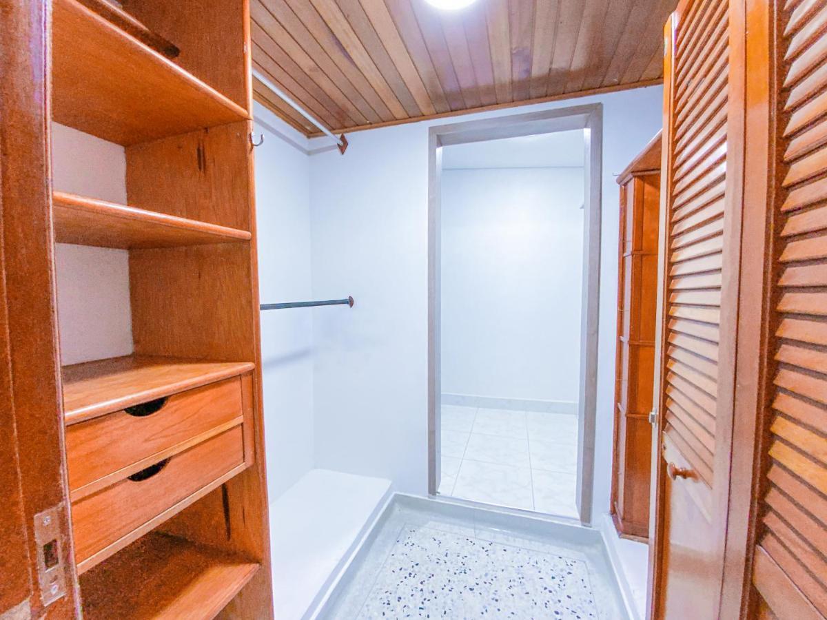 Hotel Dann Carlton Barranquilla Y Centro De Convenciones מראה חיצוני תמונה A walk-in closet