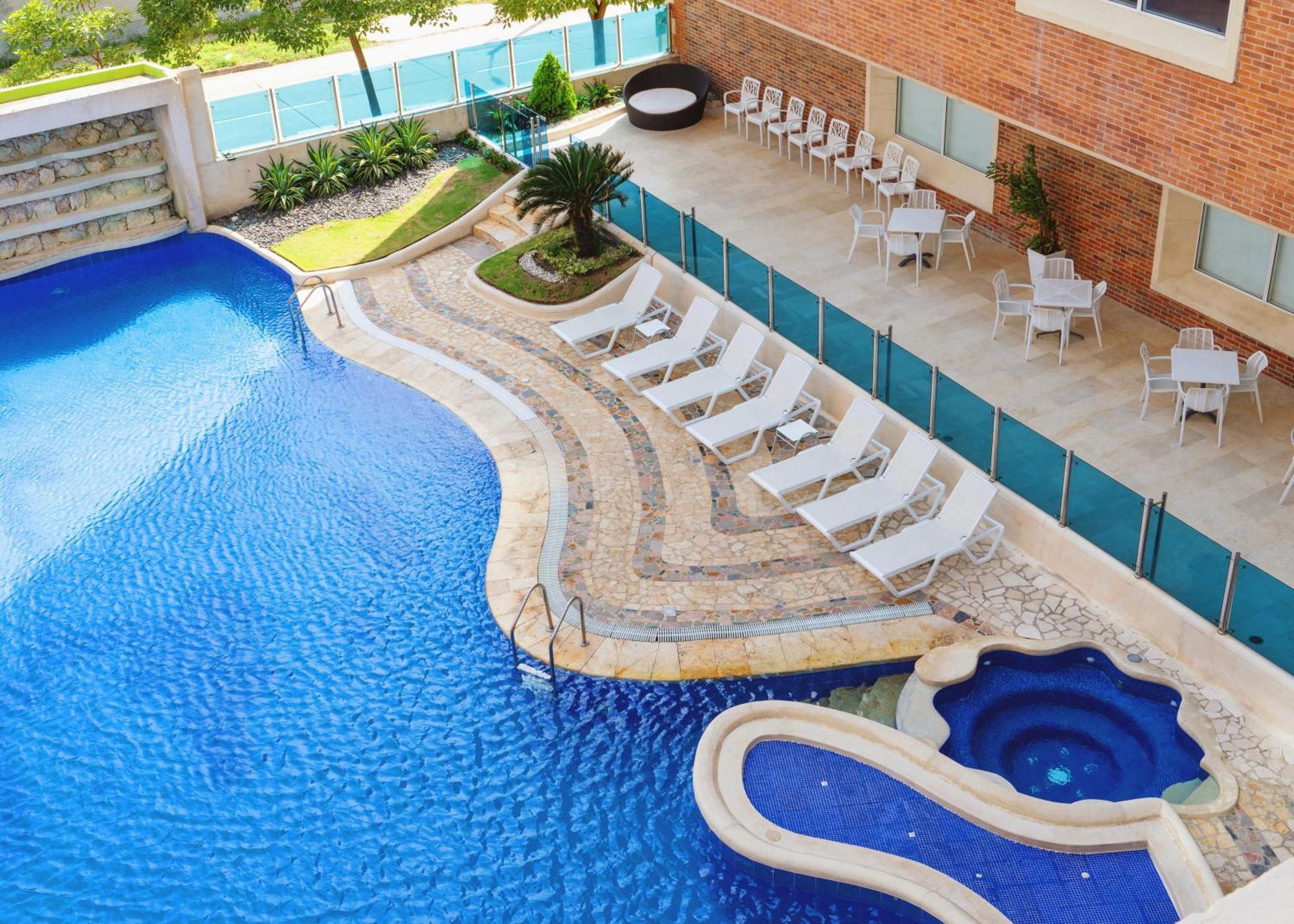 Hotel Dann Carlton Barranquilla Y Centro De Convenciones מראה חיצוני תמונה