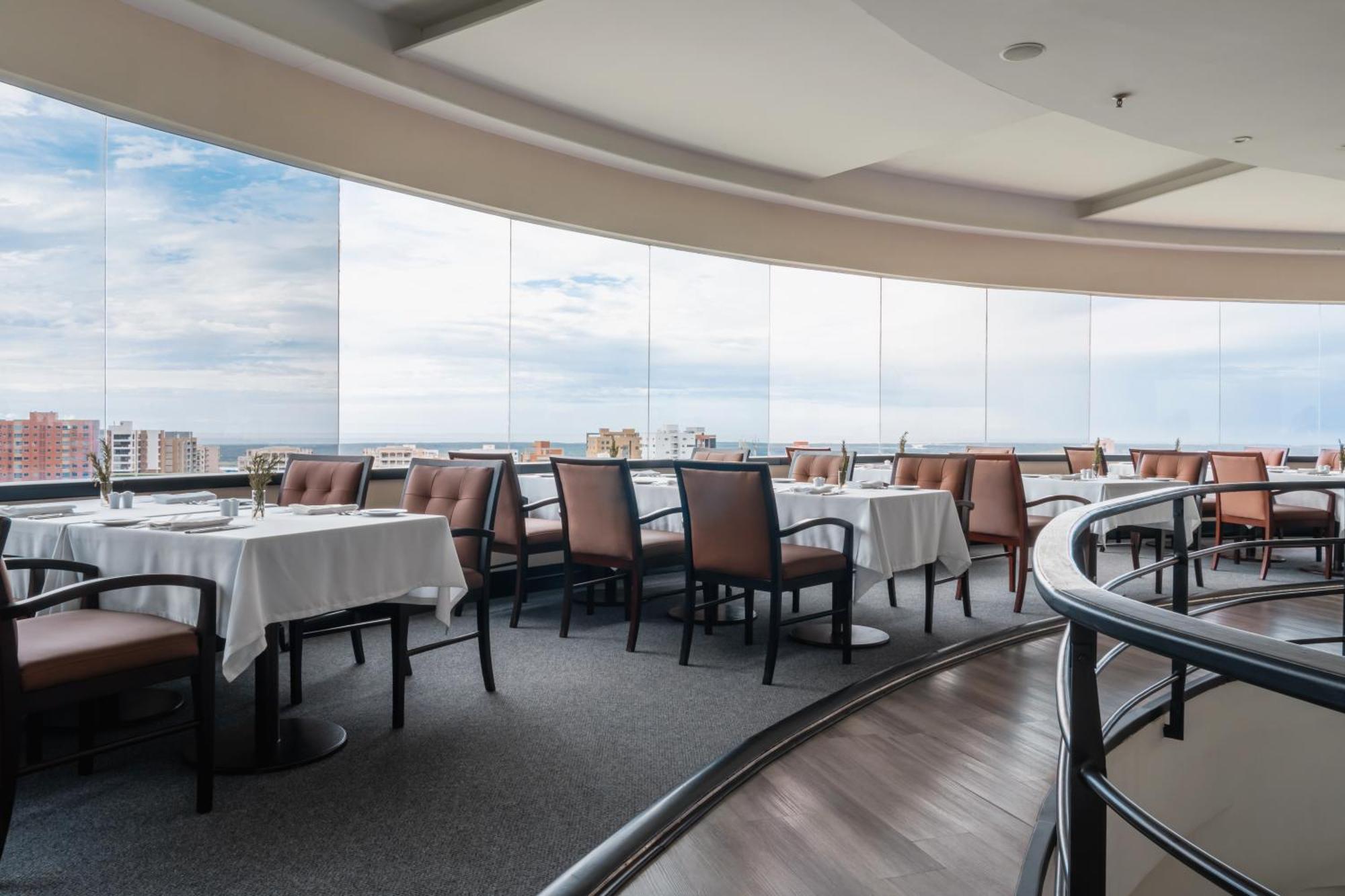 Hotel Dann Carlton Barranquilla Y Centro De Convenciones מראה חיצוני תמונה The restaurant