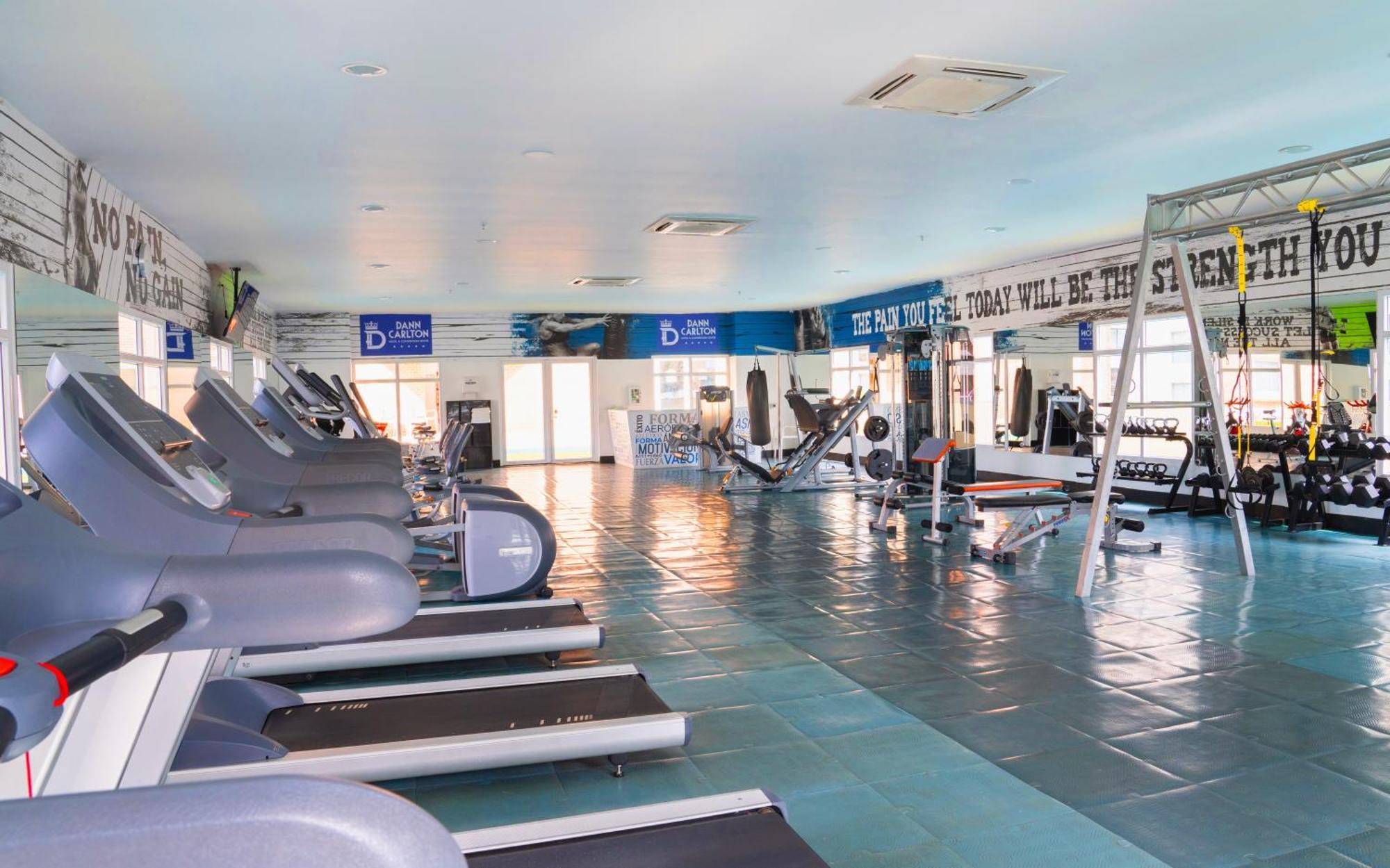 Hotel Dann Carlton Barranquilla Y Centro De Convenciones מראה חיצוני תמונה The gym at the hotel