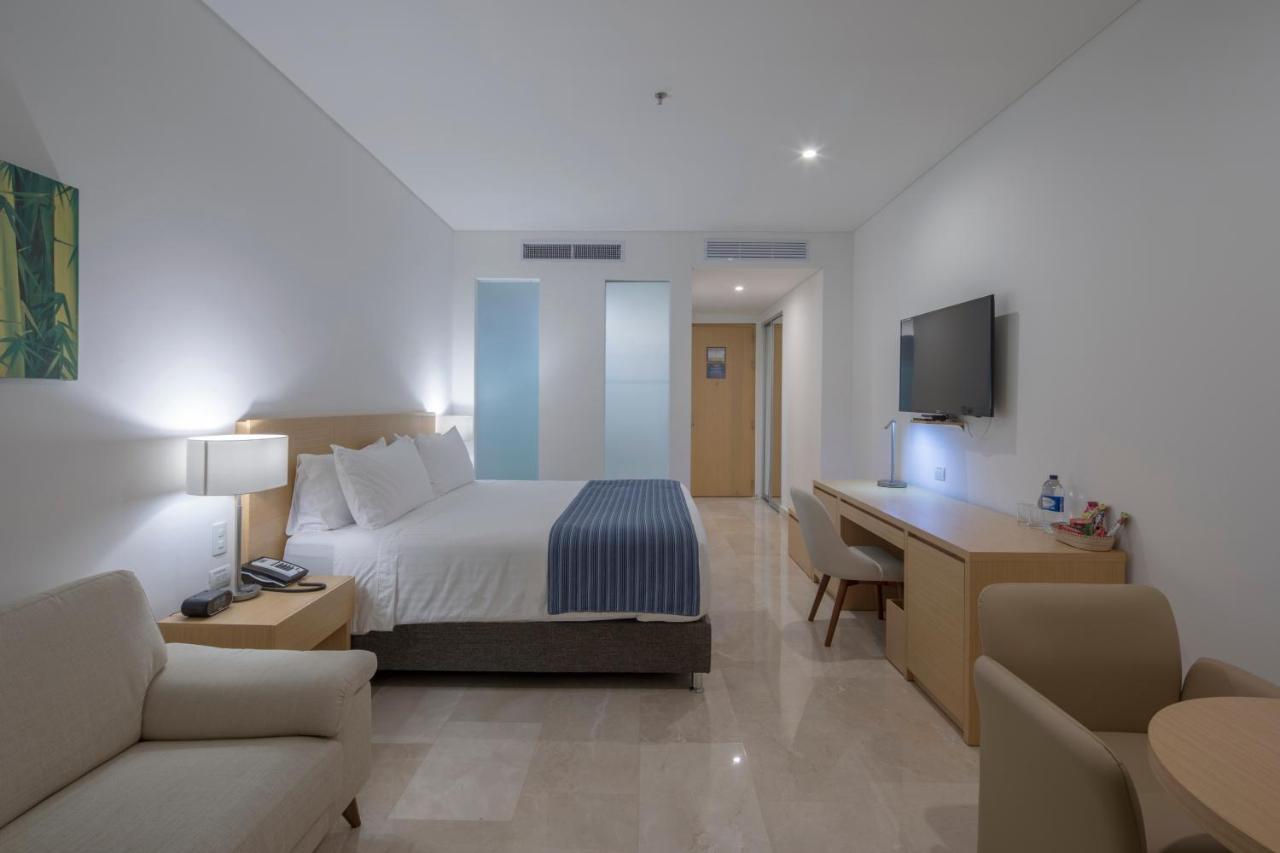 Hotel Dann Carlton Barranquilla Y Centro De Convenciones מראה חיצוני תמונה A room at the hotel